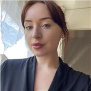professeur d'anglais et de russe avec plus de sept ans d'expérience